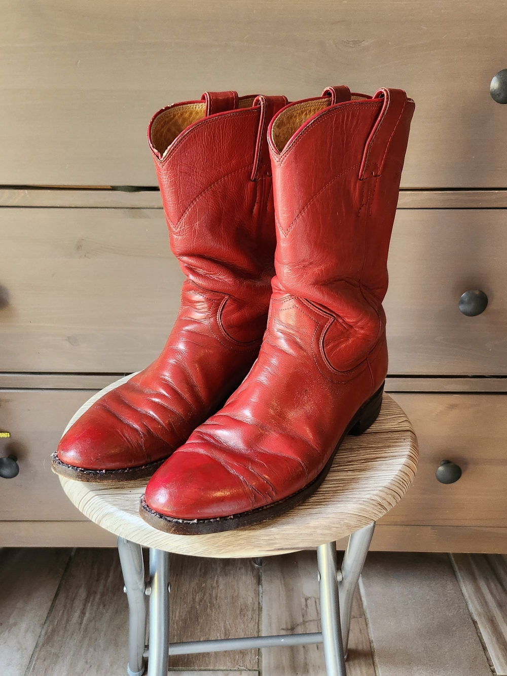 Vintage Justin Women's Red Leather Cowboy Boots Size 7